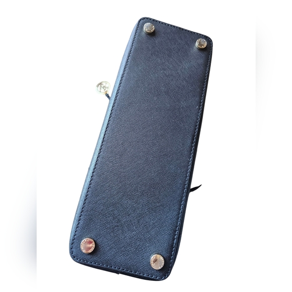 MICHAEL KORS BLACK LEATHER SAFFIANO BLUE NWOT - Picture 7 of 7